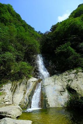 逃离可爱村落